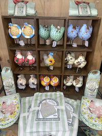 DWBH HOMEWARES RESIN CHICKEN - DOTTY DOG