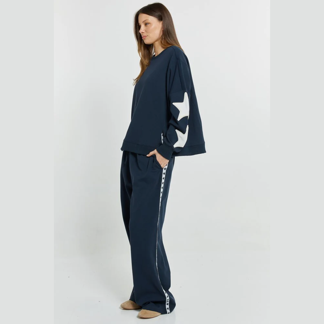 BETTY BASICS - SASKIA SWEATSHIRT NAVY/WHITE STARS [SZ:12]